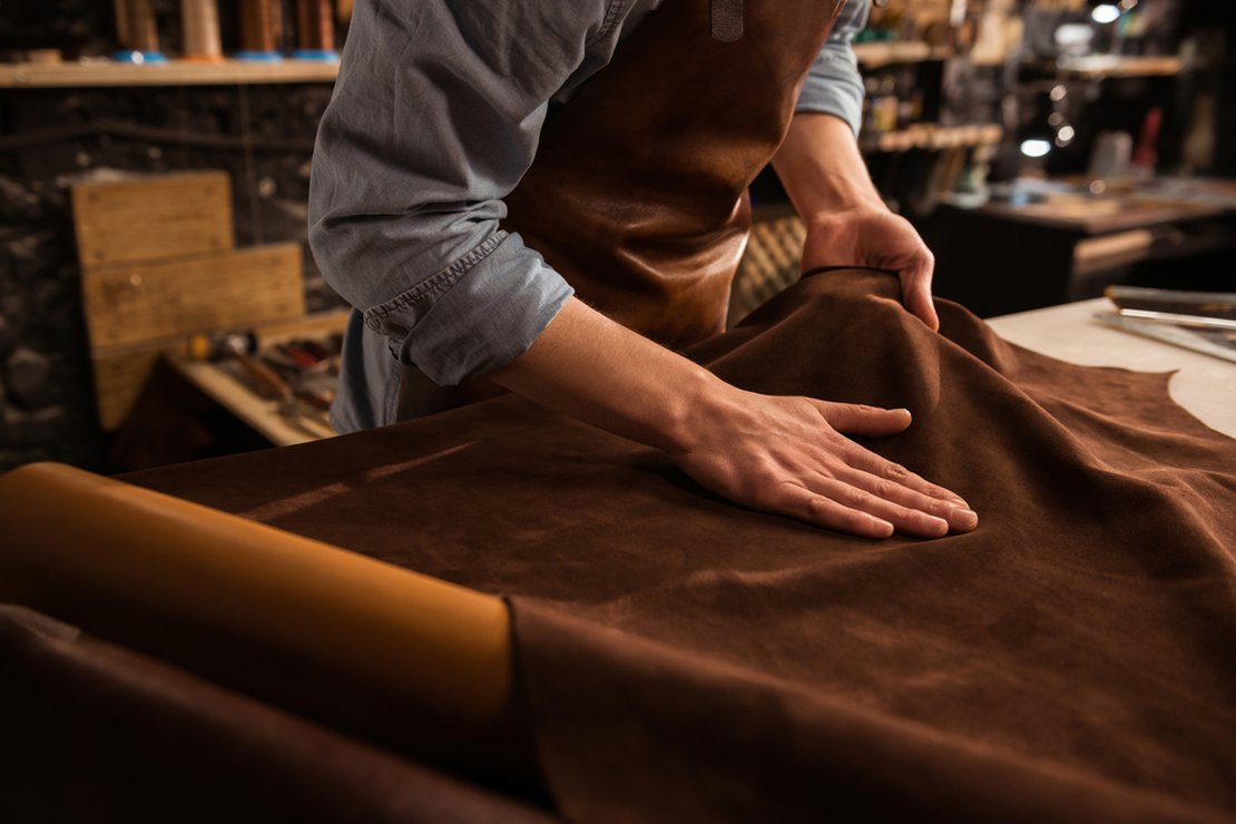 How Leather Is Made The Tanning Process LeatherWallets